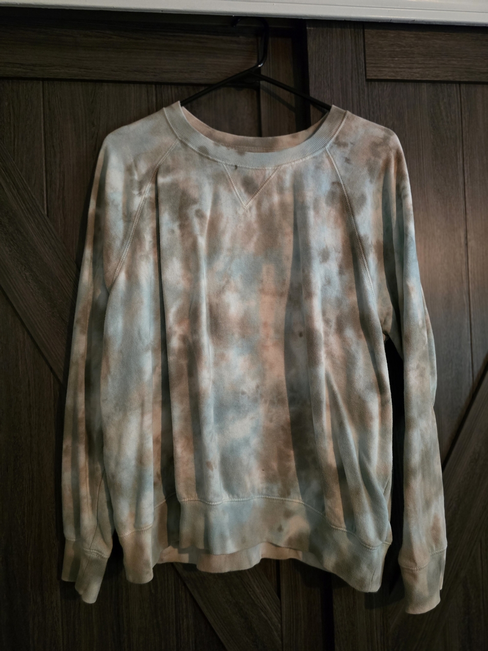 Old Navy Light Blue and Tan Tie-Dye Crewneck